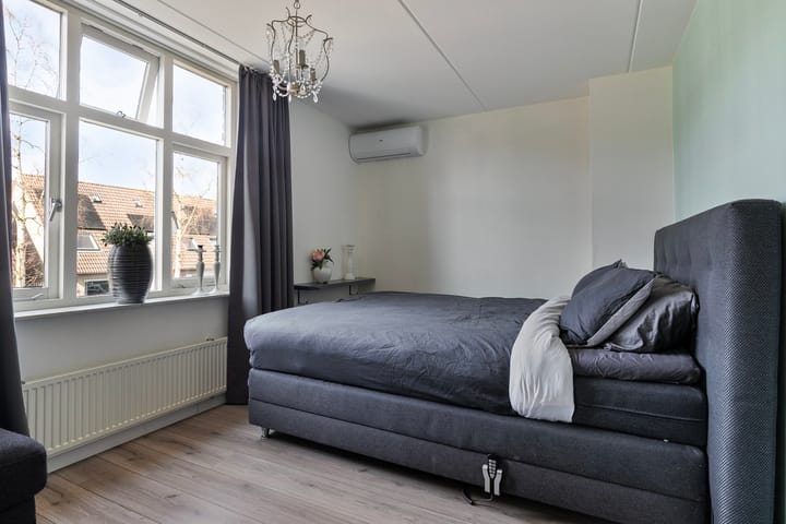 Foto 17 van Van Maerlantstraat 31