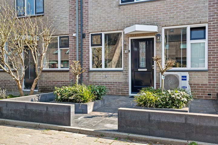 Foto 35 van Van Maerlantstraat 31