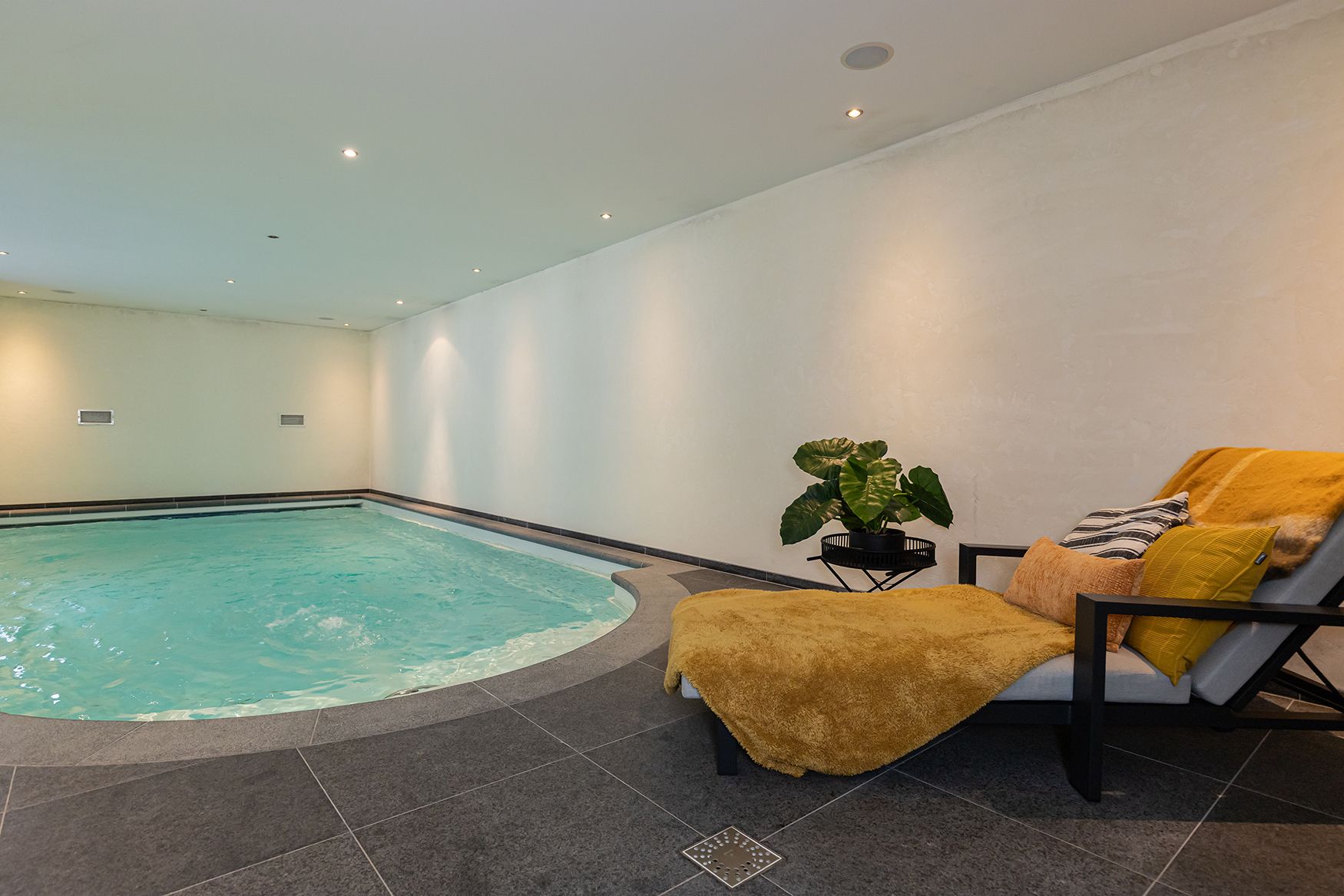 Photo 3 of Albrechtplein 43