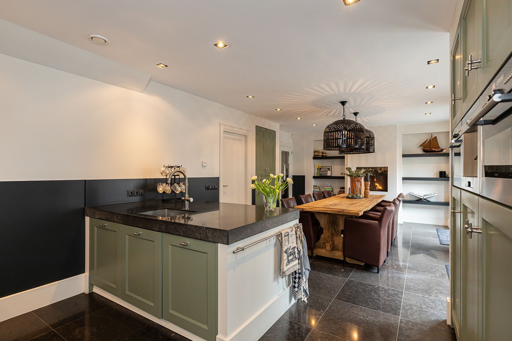 Photo 24 of Albrechtplein 43