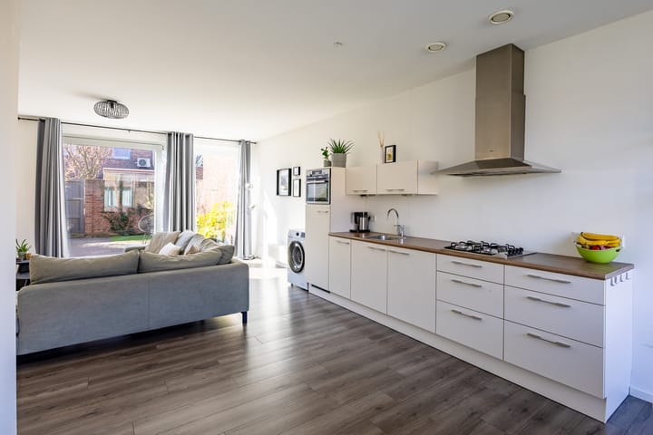 Foto 11 van Circusroos 10