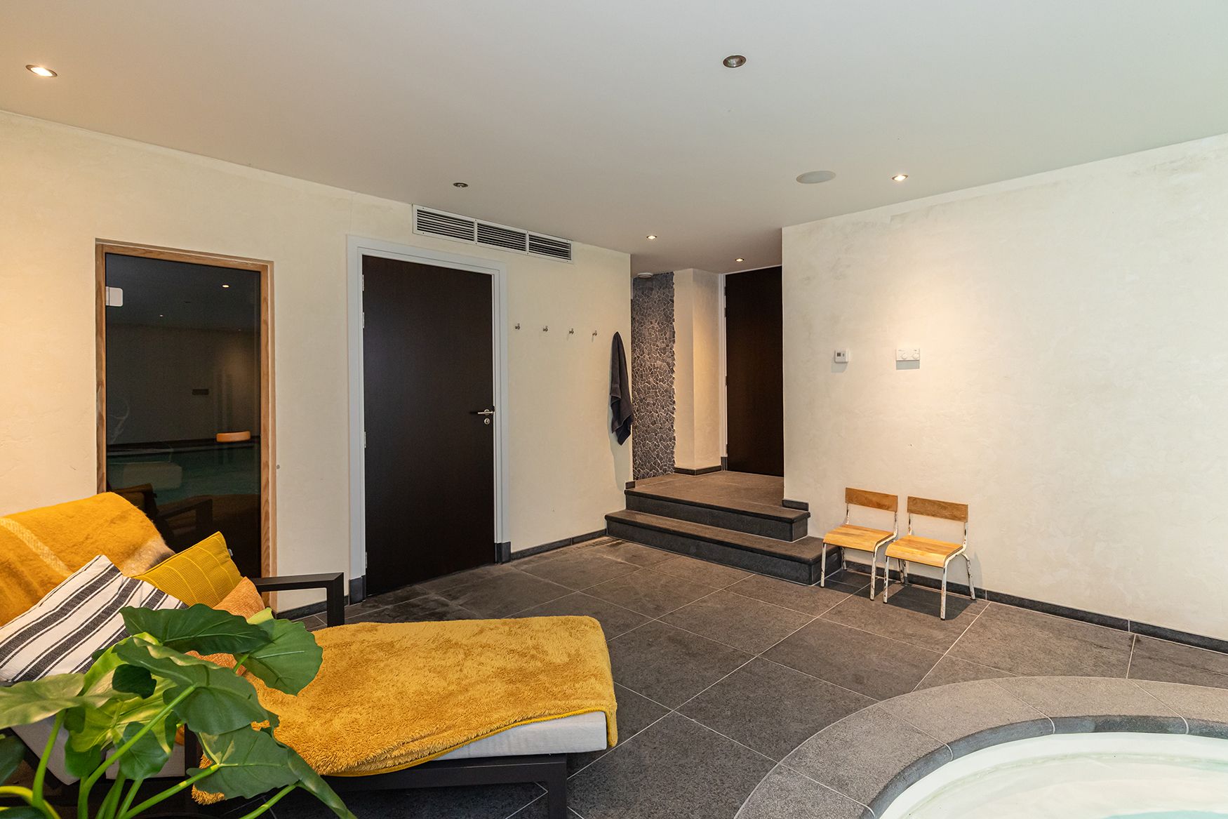 Photo 54 of Albrechtplein 43