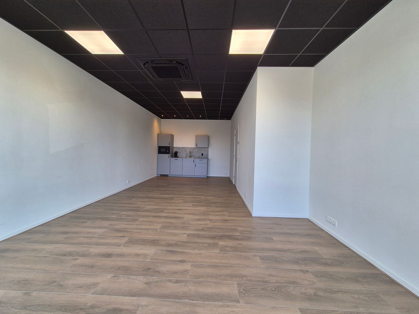 View photo 4 of Rouaanstraat 21-k