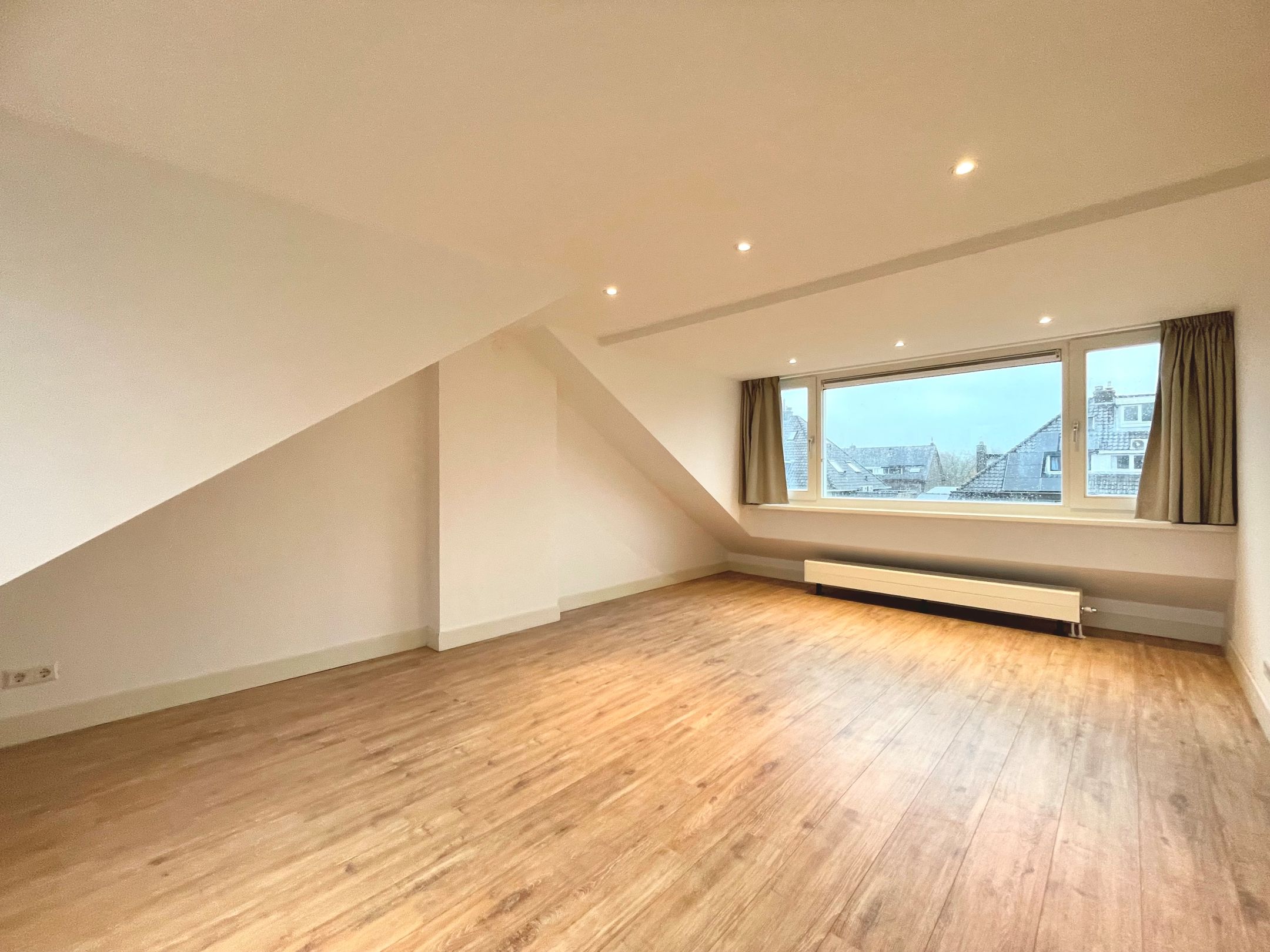 Foto 30 van Breedveldsingel 26