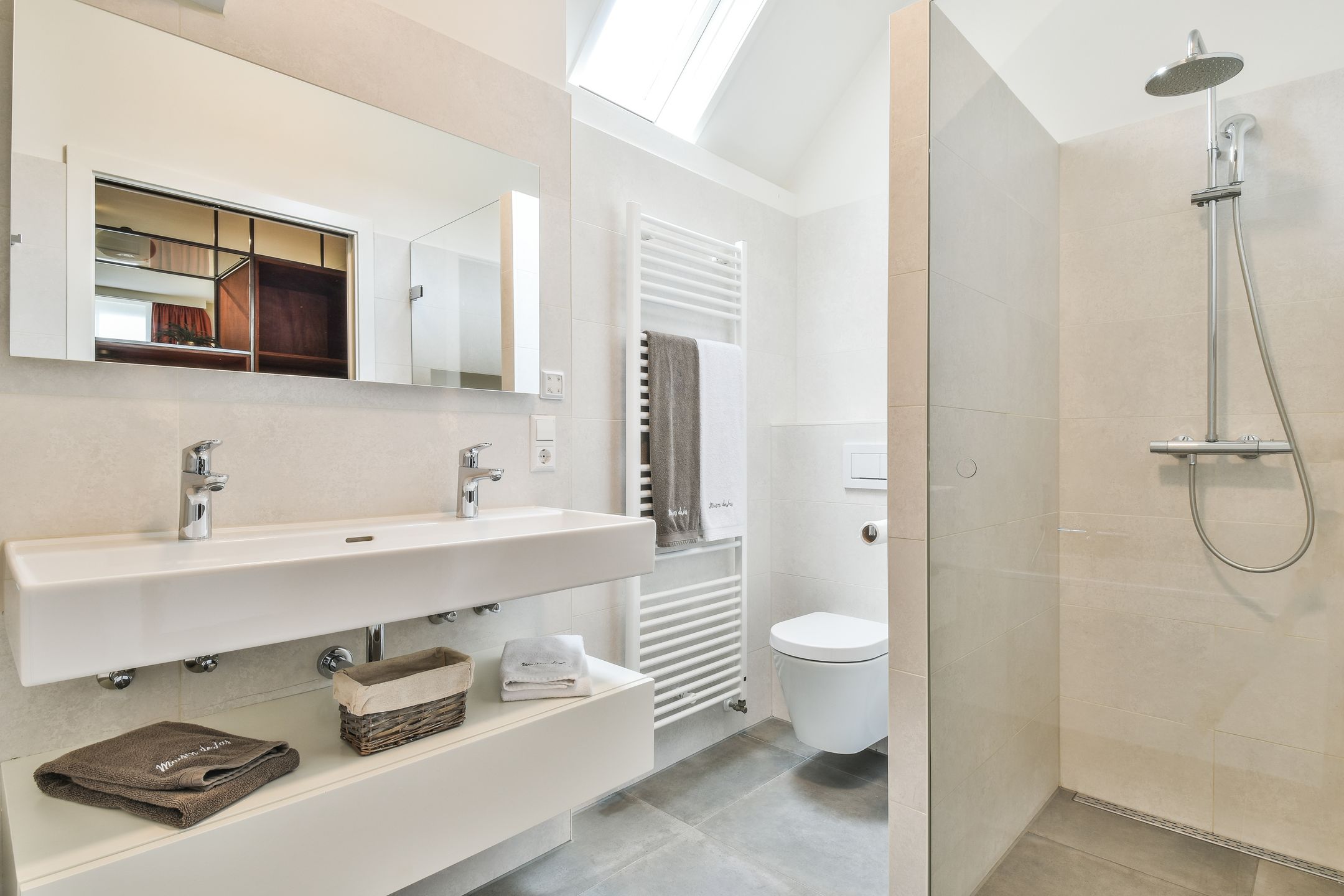 Foto 36 van IJsbaanweg 15-A