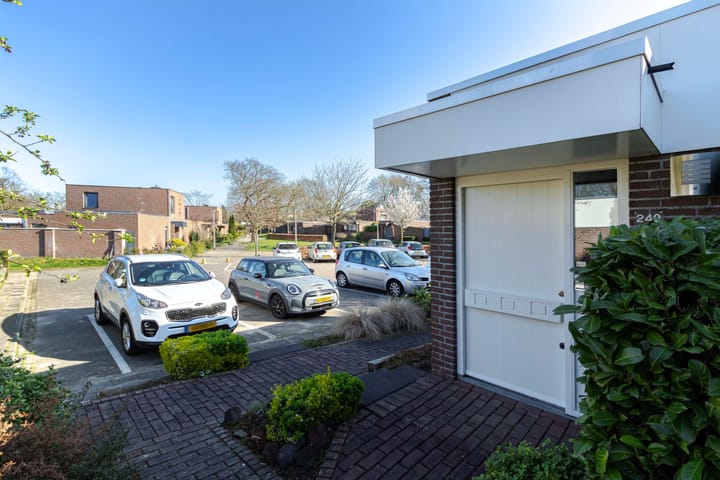 Foto 2 van Van Weerden Poelmanstraat 249