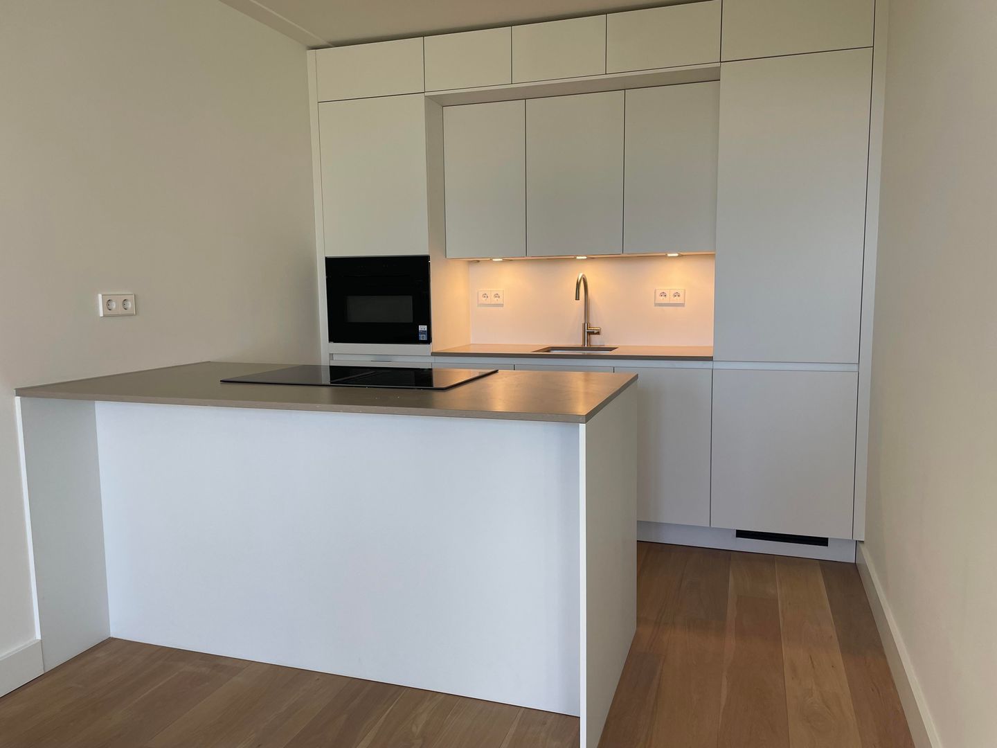 Foto 5 van Middenweg 58-G