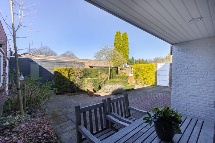 Foto 27 van Van Weerden Poelmanstraat 249