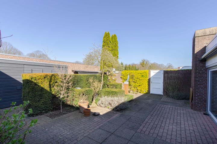 Foto 29 van Van Weerden Poelmanstraat 249