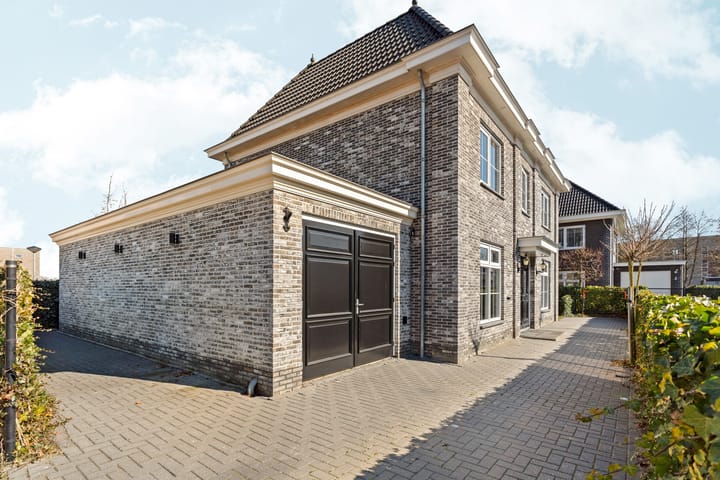 Foto 10 van Douwe Dabbertstraat 16