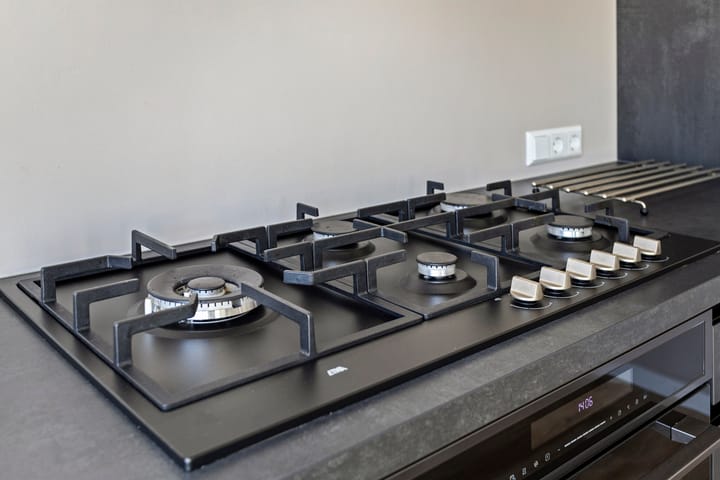 Foto 12 van Veldekelaan 17