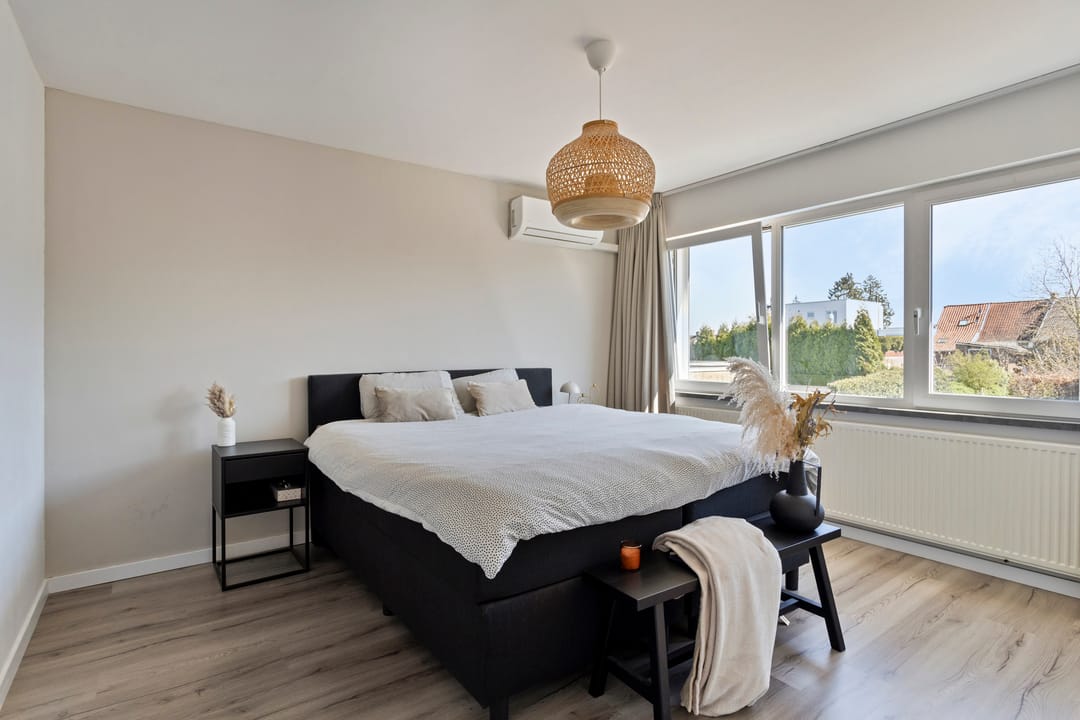 Foto 16 van Veldekelaan 17