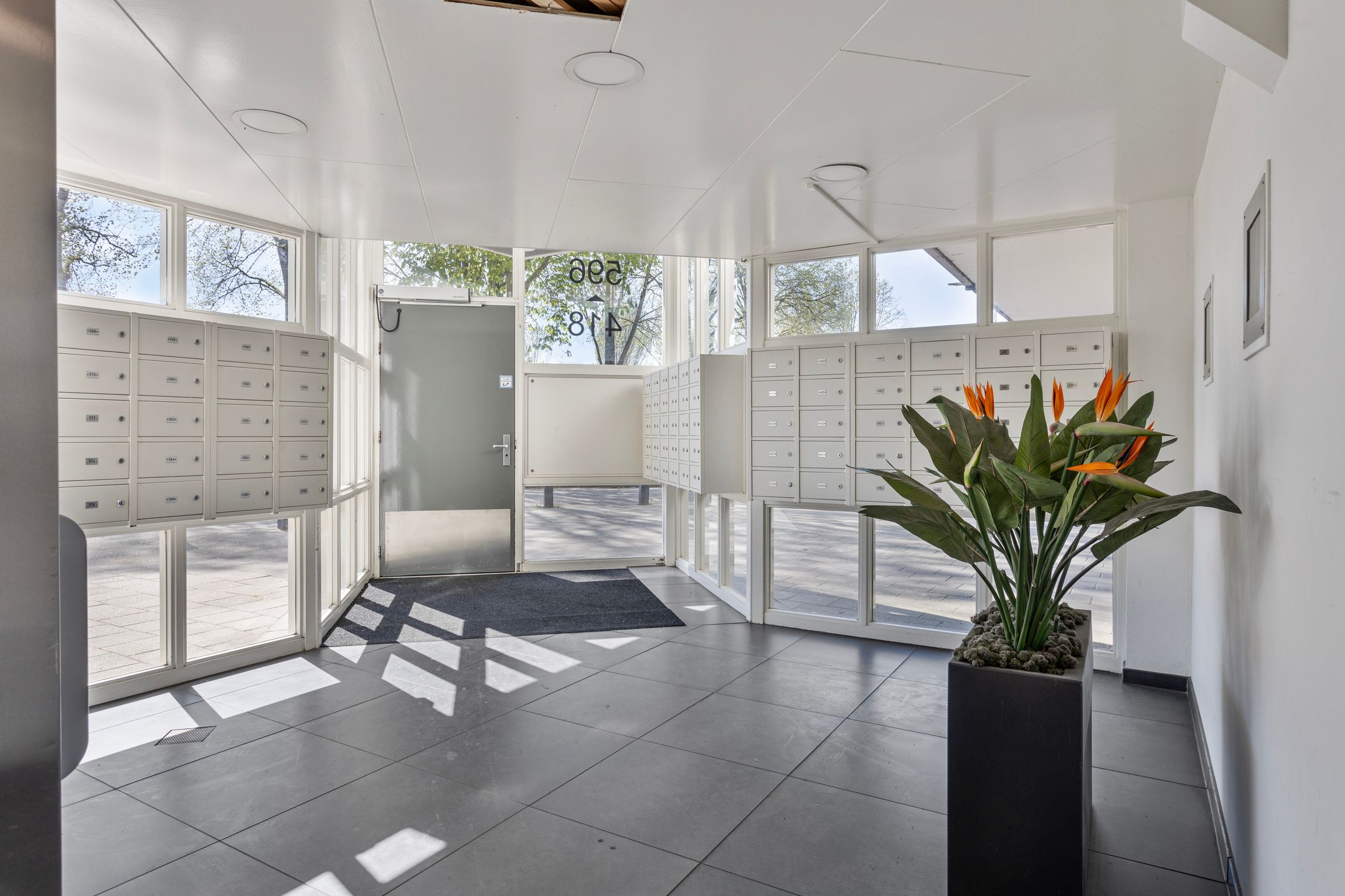 Photo 27 of Professor Cobbenhagenlaan 464