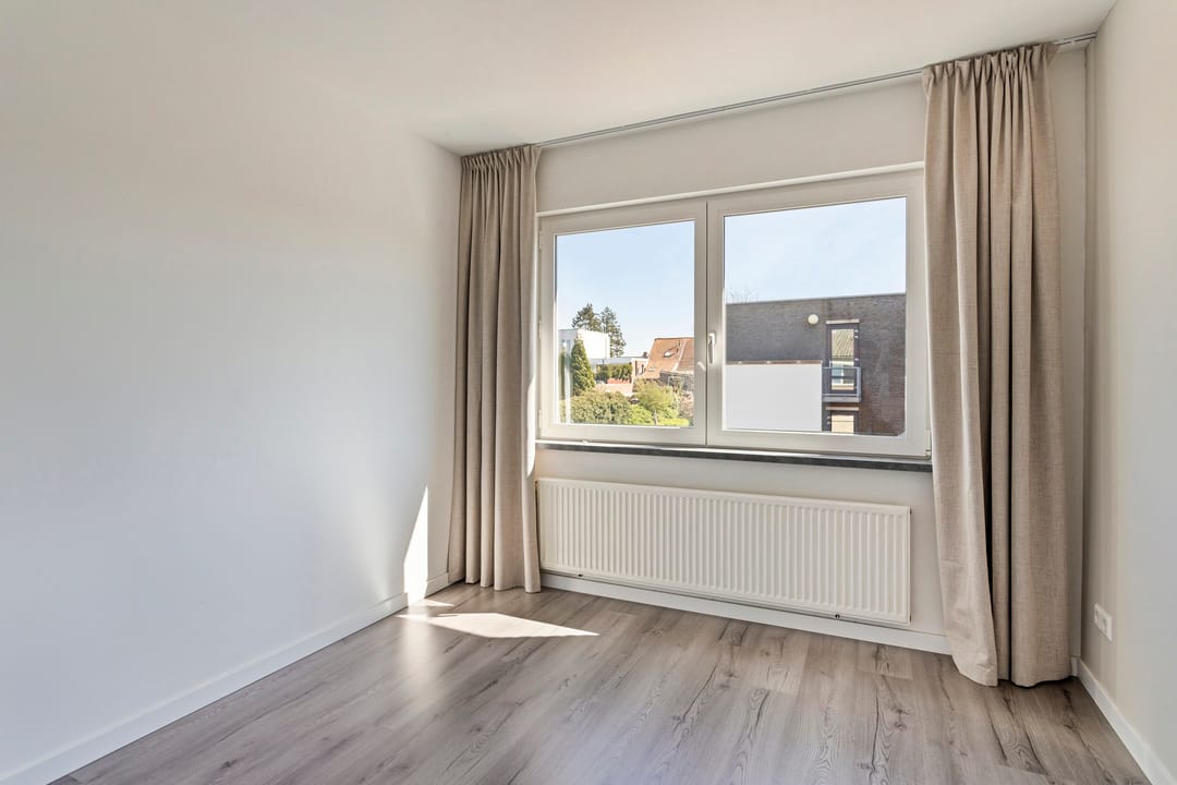 Foto 22 van Veldekelaan 17