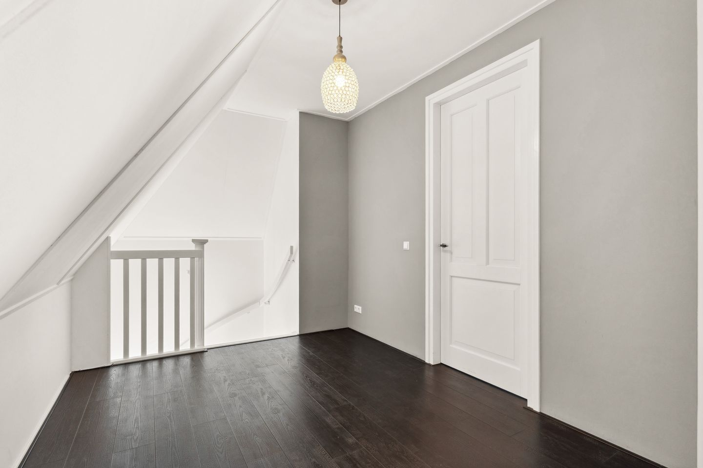 Foto 49 van Douwe Dabbertstraat 16