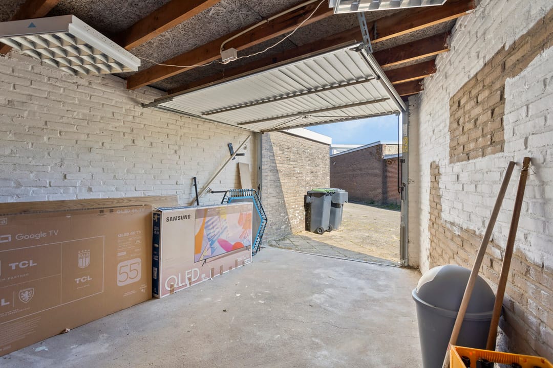 Foto 28 van Veldekelaan 17