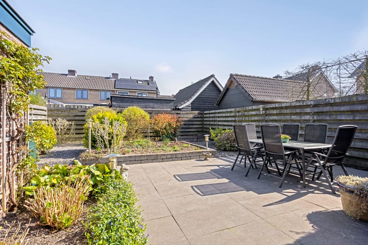 Foto 15 van Oranjelaan 1