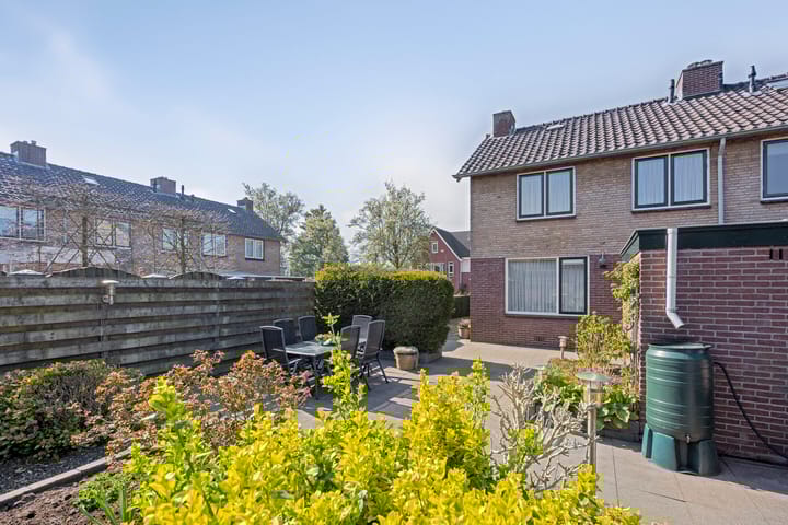 Foto 16 van Oranjelaan 1