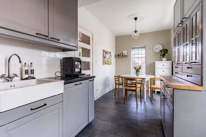 Foto 16 van Piuslaan 183