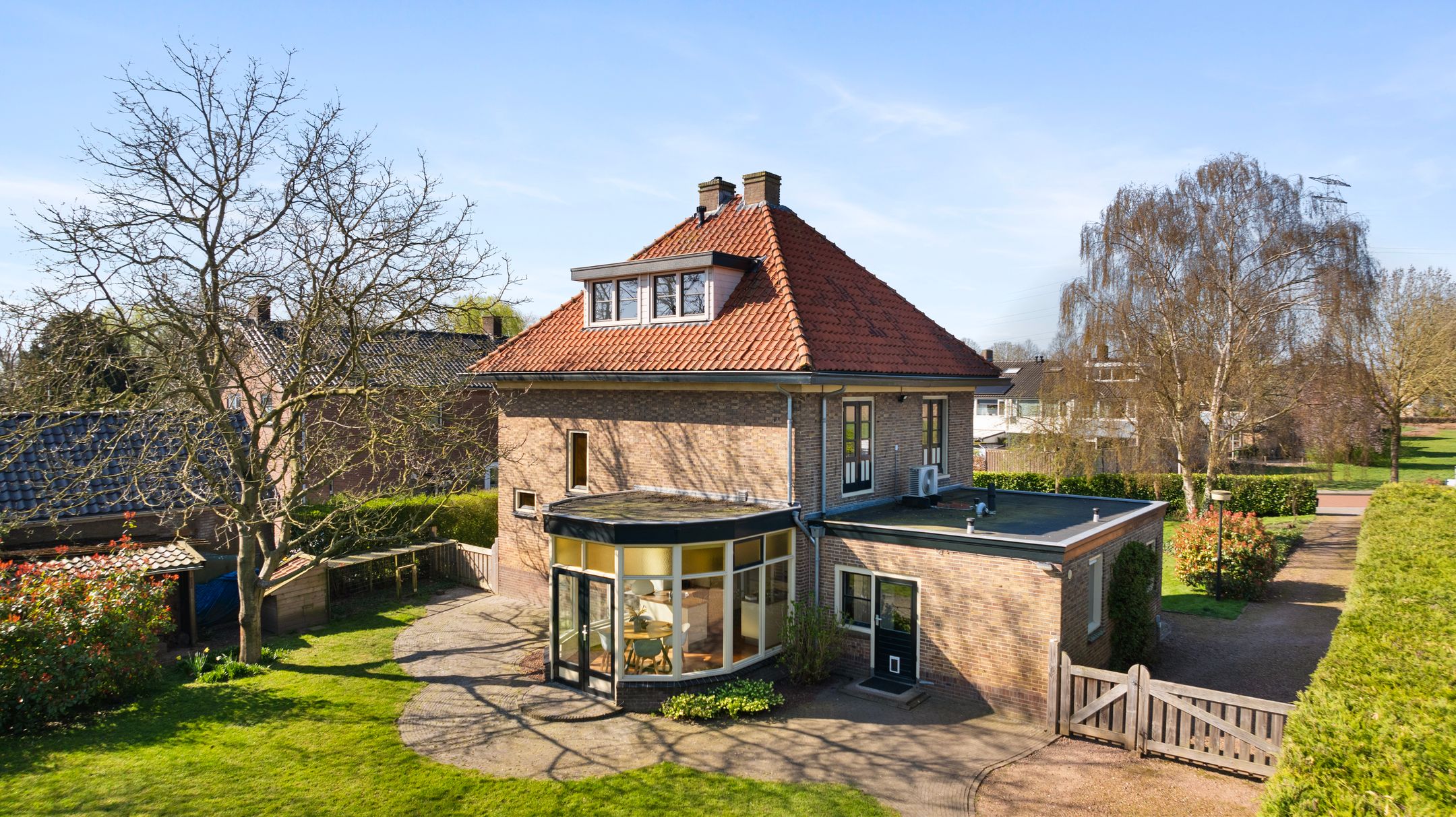 Foto 6 van Valburgseweg 66