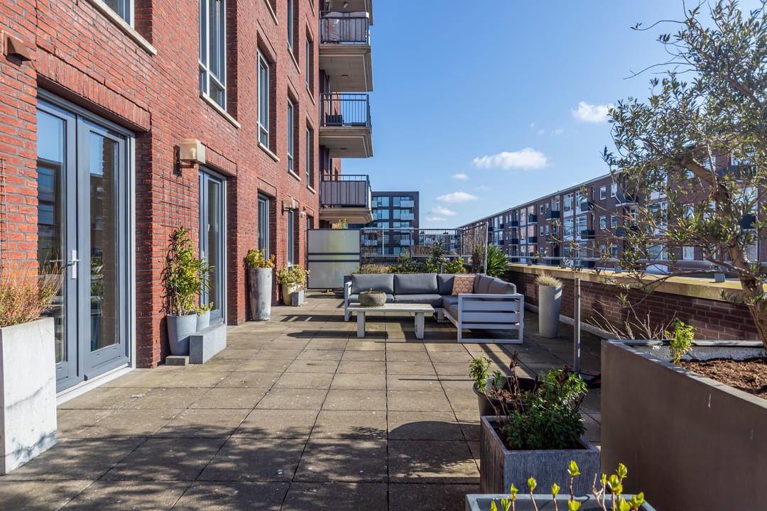 Foto 1 van Ambachtsgaarde 282