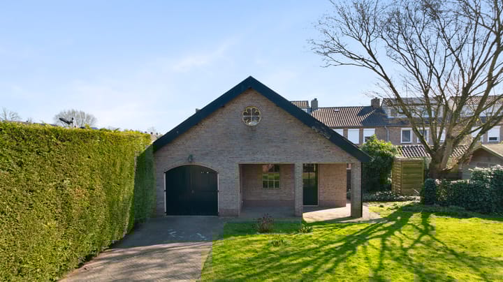 Foto 14 van Valburgseweg 66