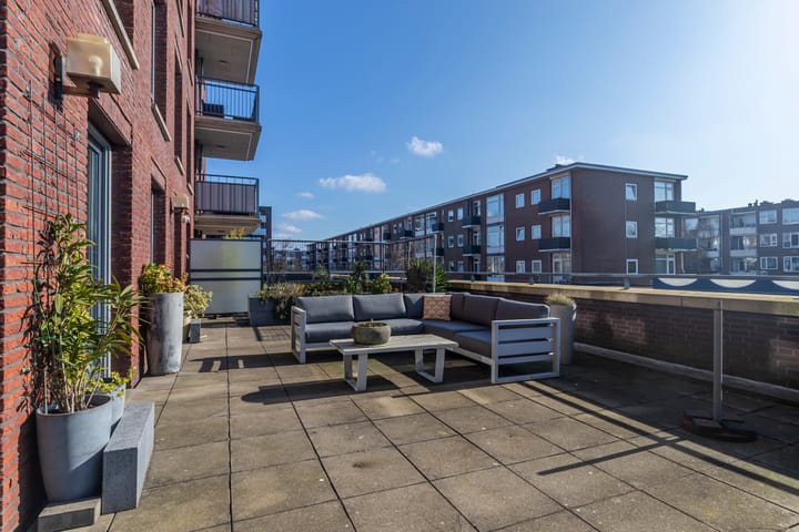 Foto 13 van Ambachtsgaarde 282