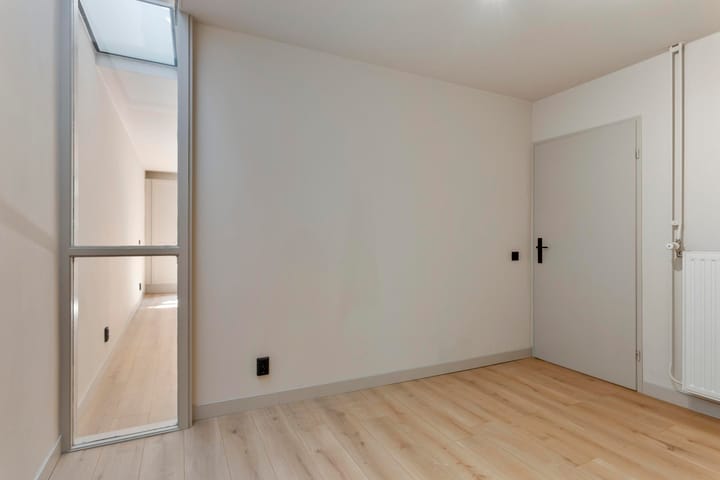 Foto 11 van Jekerstraat 6-A04