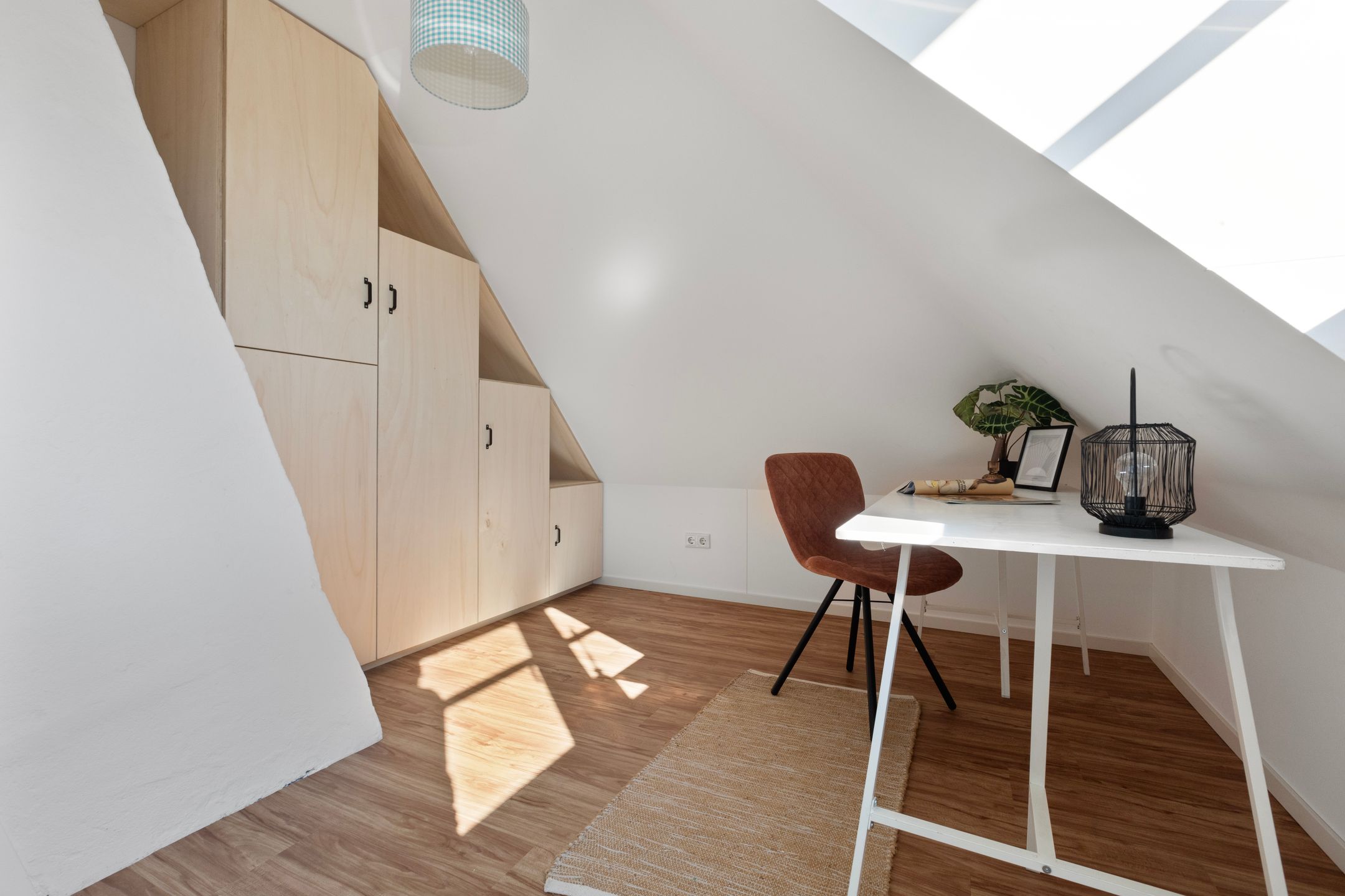 Foto 63 van Valburgseweg 66