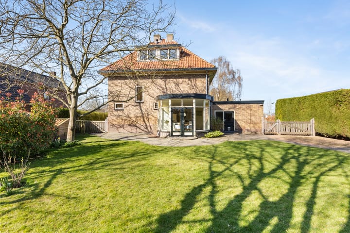 Foto 72 van Valburgseweg 66