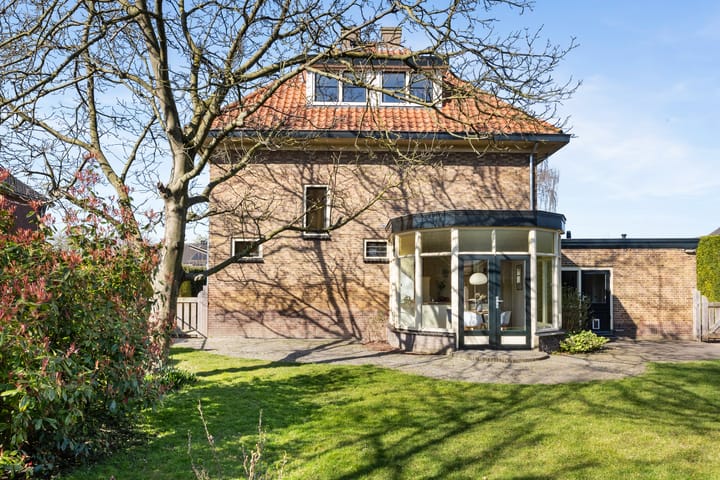 Foto 74 van Valburgseweg 66