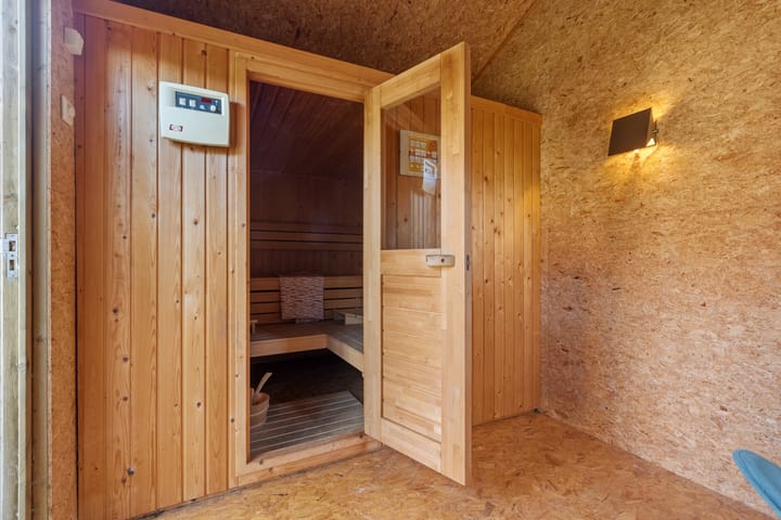 Foto 78 van Valburgseweg 66