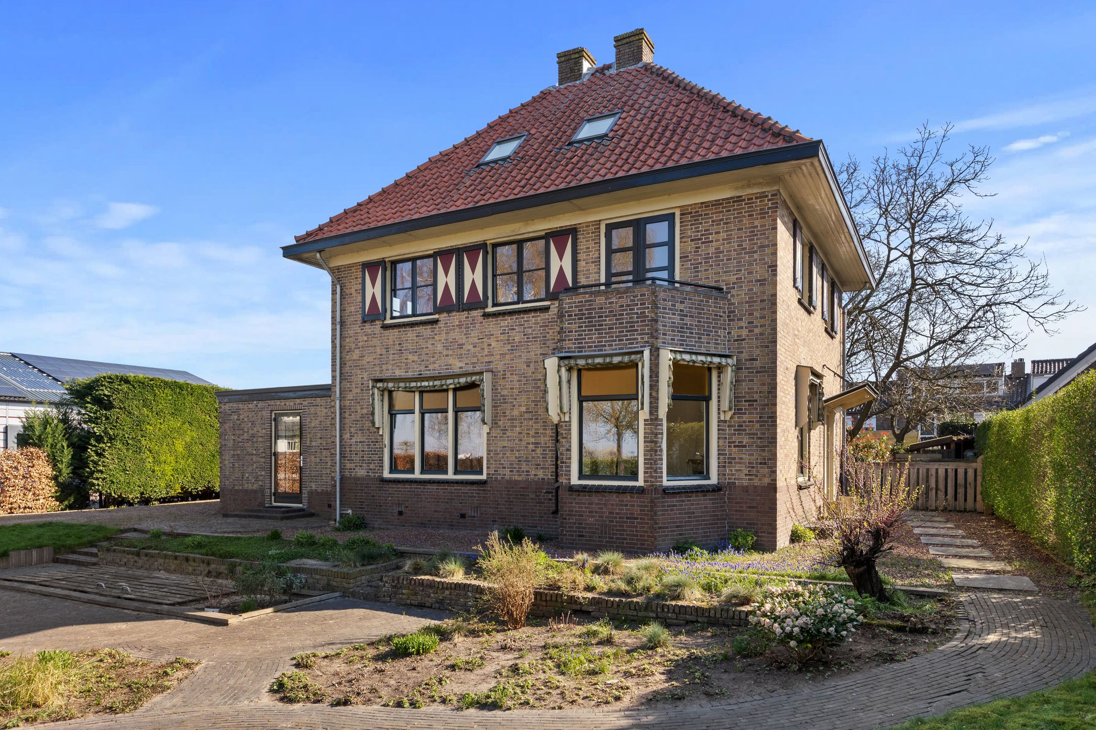 Foto 87 van Valburgseweg 66