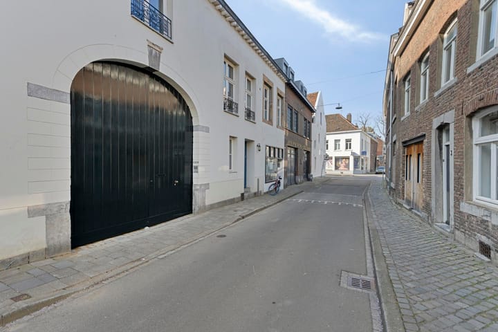 Photo 28 of Jekerstraat 6-A06