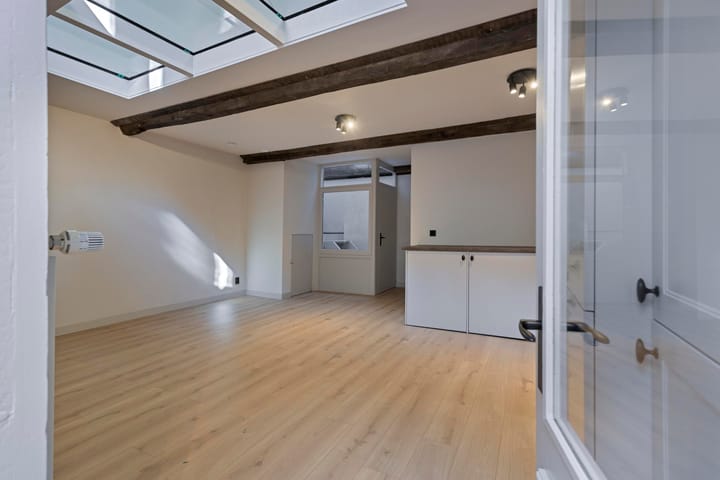 Photo 1 of Jekerstraat 6-A06