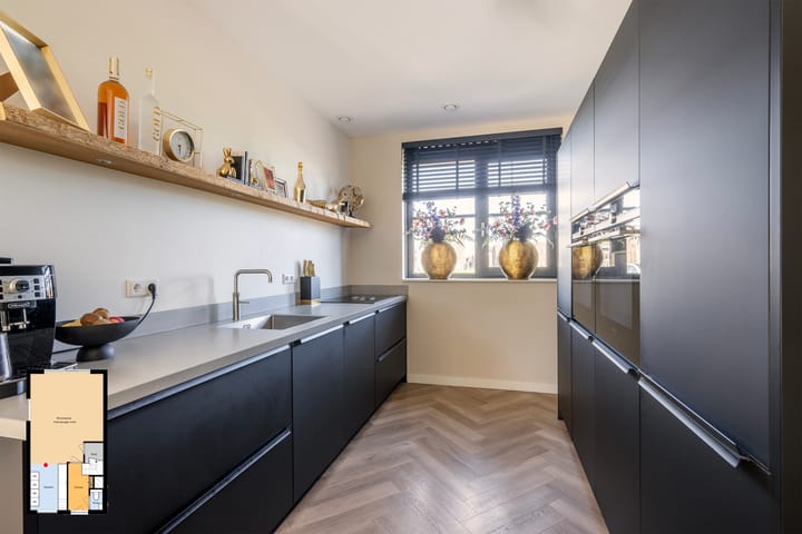 Foto 3 van Hof van Delftsesluis 35