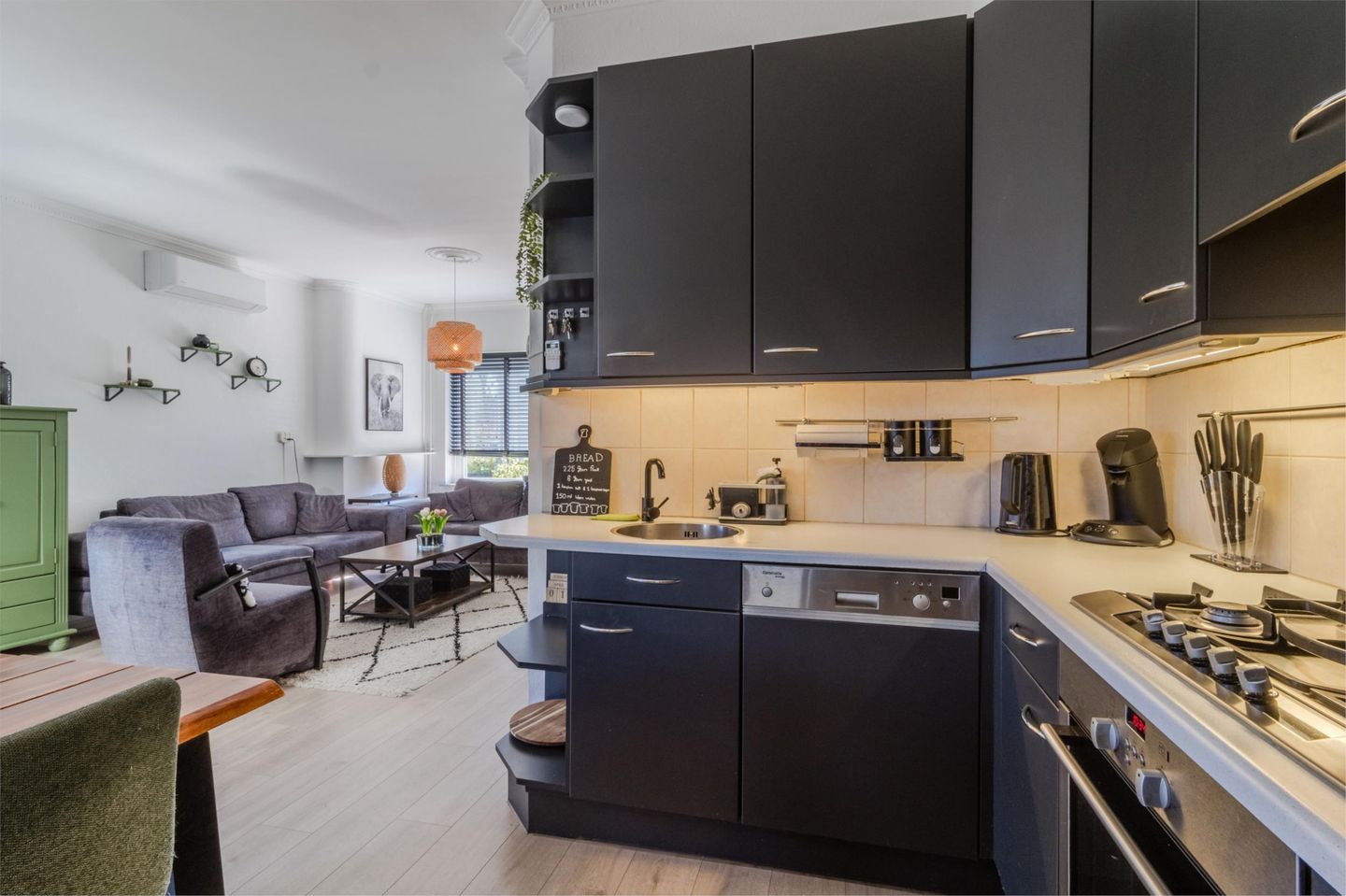 Foto 19 van Ternatestraat 39