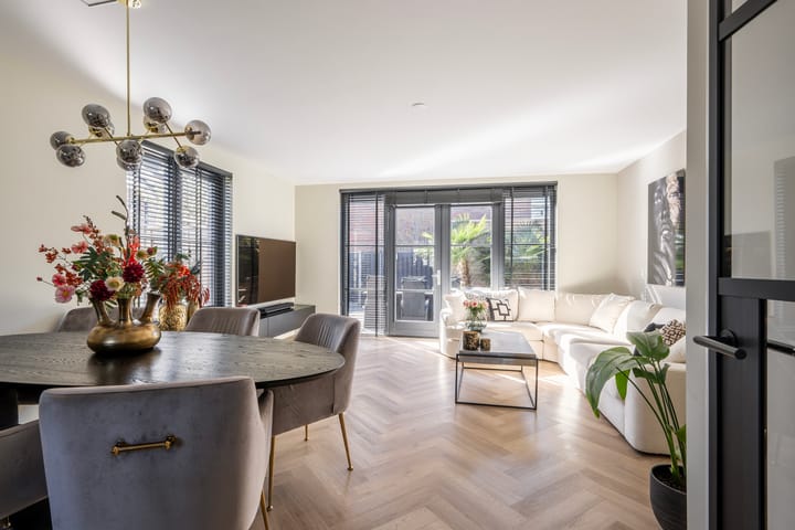 Foto 7 van Hof van Delftsesluis 35