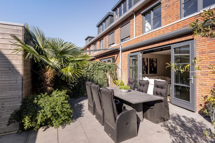 Foto 11 van Hof van Delftsesluis 35