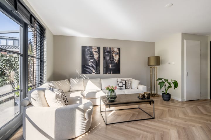 Foto 13 van Hof van Delftsesluis 35