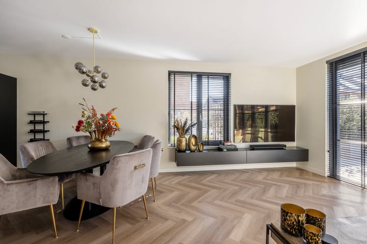 Foto 15 van Hof van Delftsesluis 35