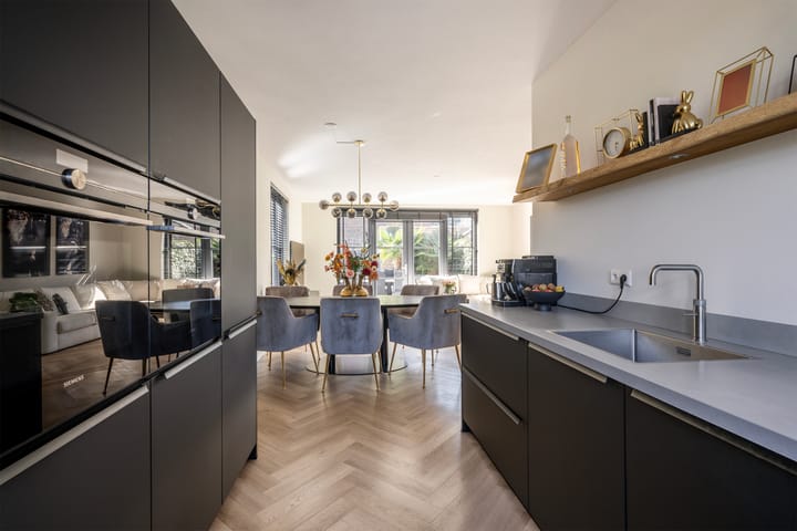 Foto 18 van Hof van Delftsesluis 35