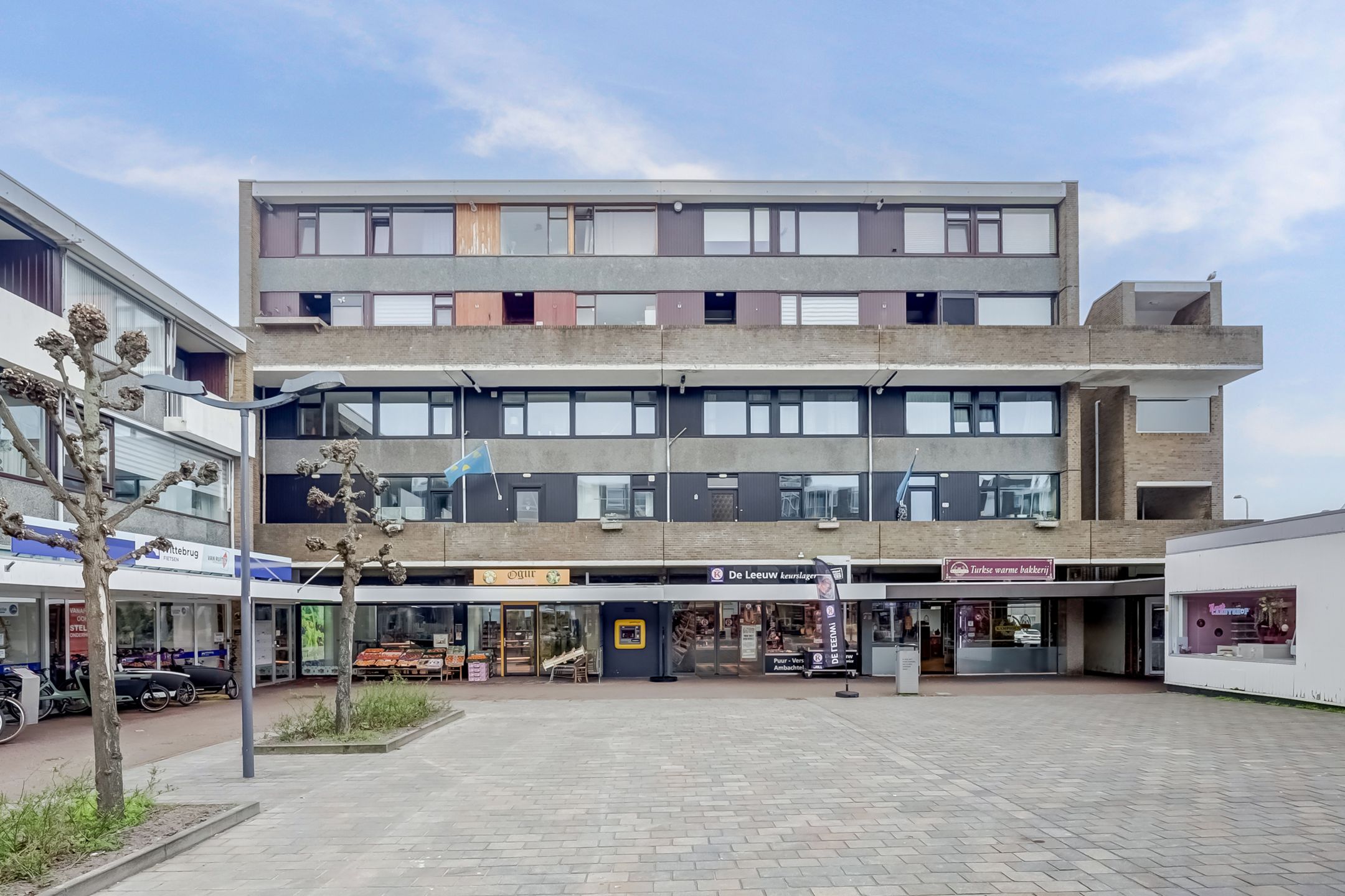 Photo 6 of Loosduinse Hoofdplein 211