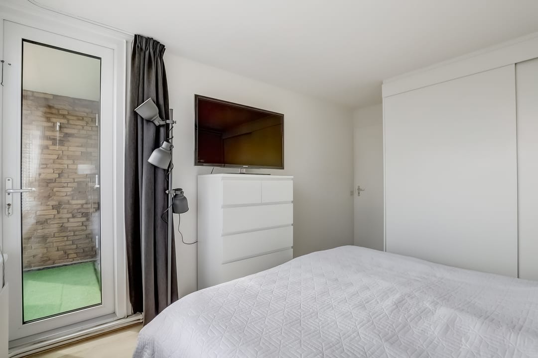 Photo 32 of Loosduinse Hoofdplein 211