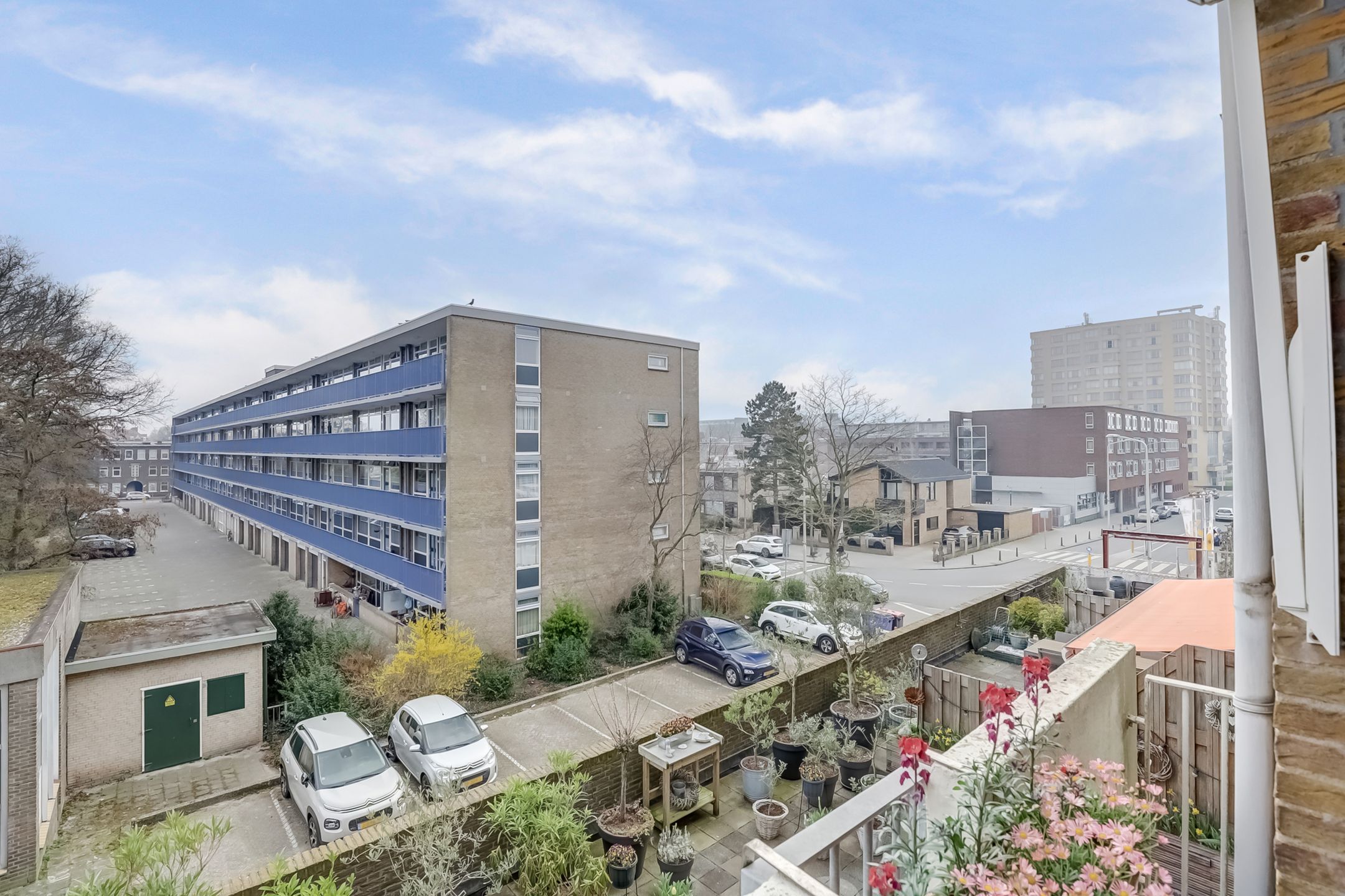 Photo 33 of Loosduinse Hoofdplein 211