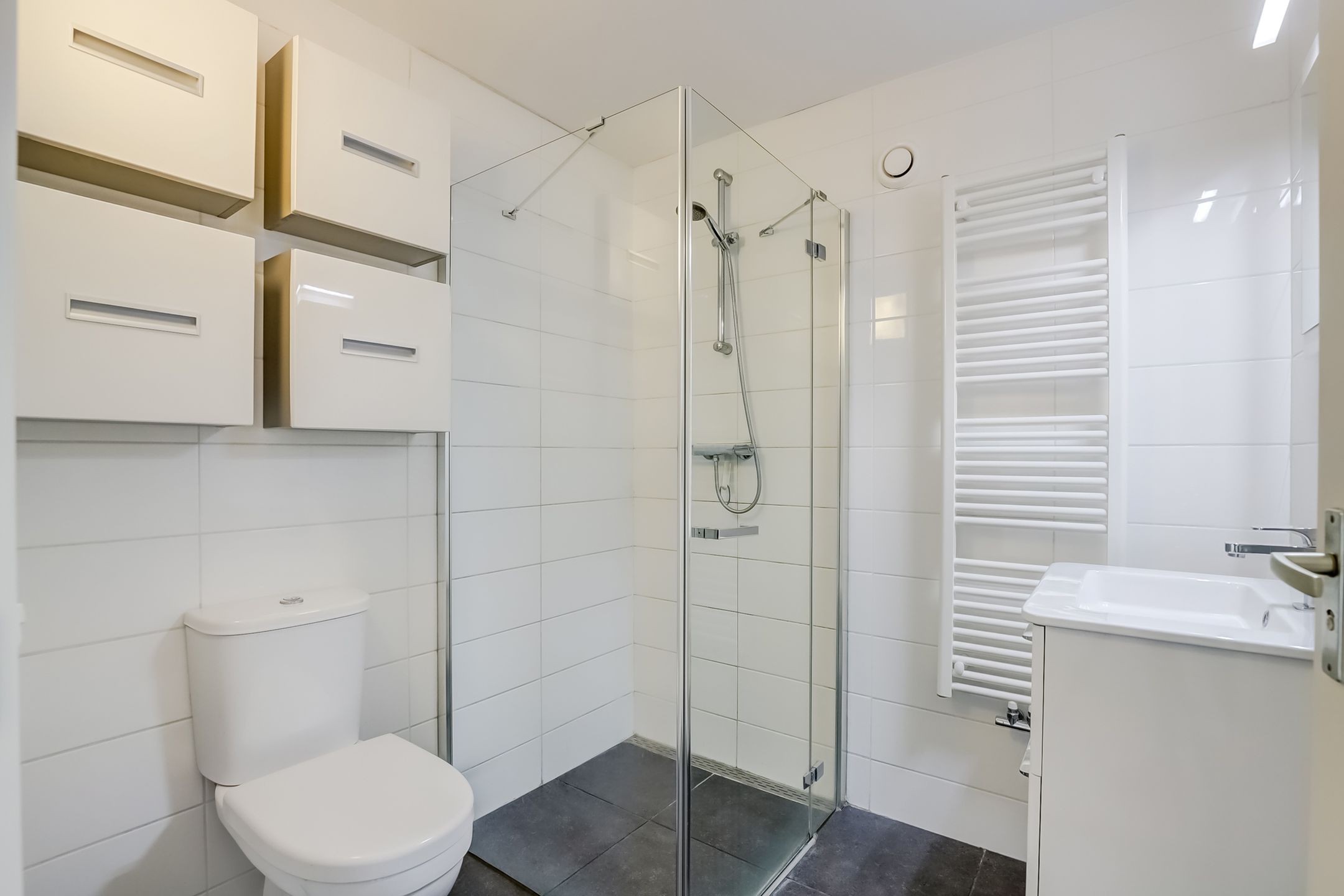 Photo 39 of Loosduinse Hoofdplein 211