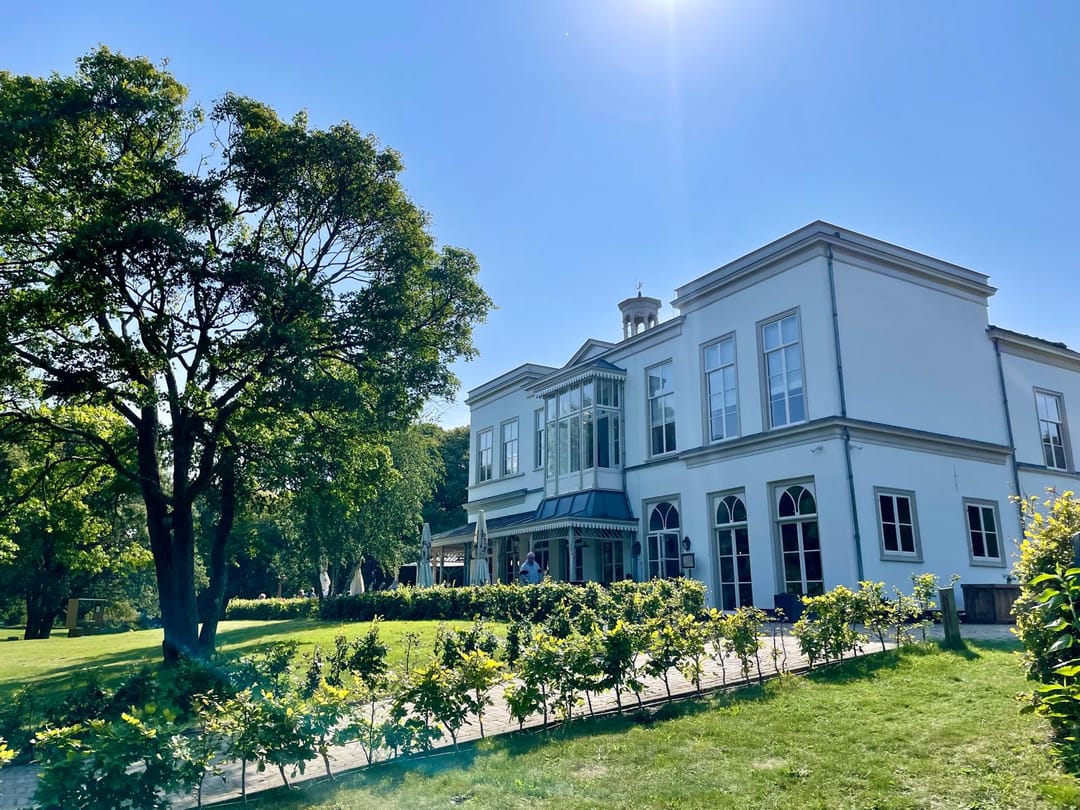 Photo 43 of Loosduinse Hoofdplein 211