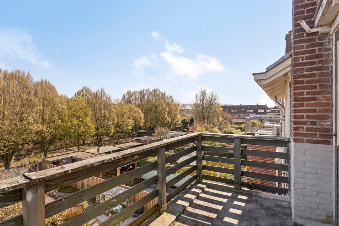 Photo 23 of Riouwstraat 68