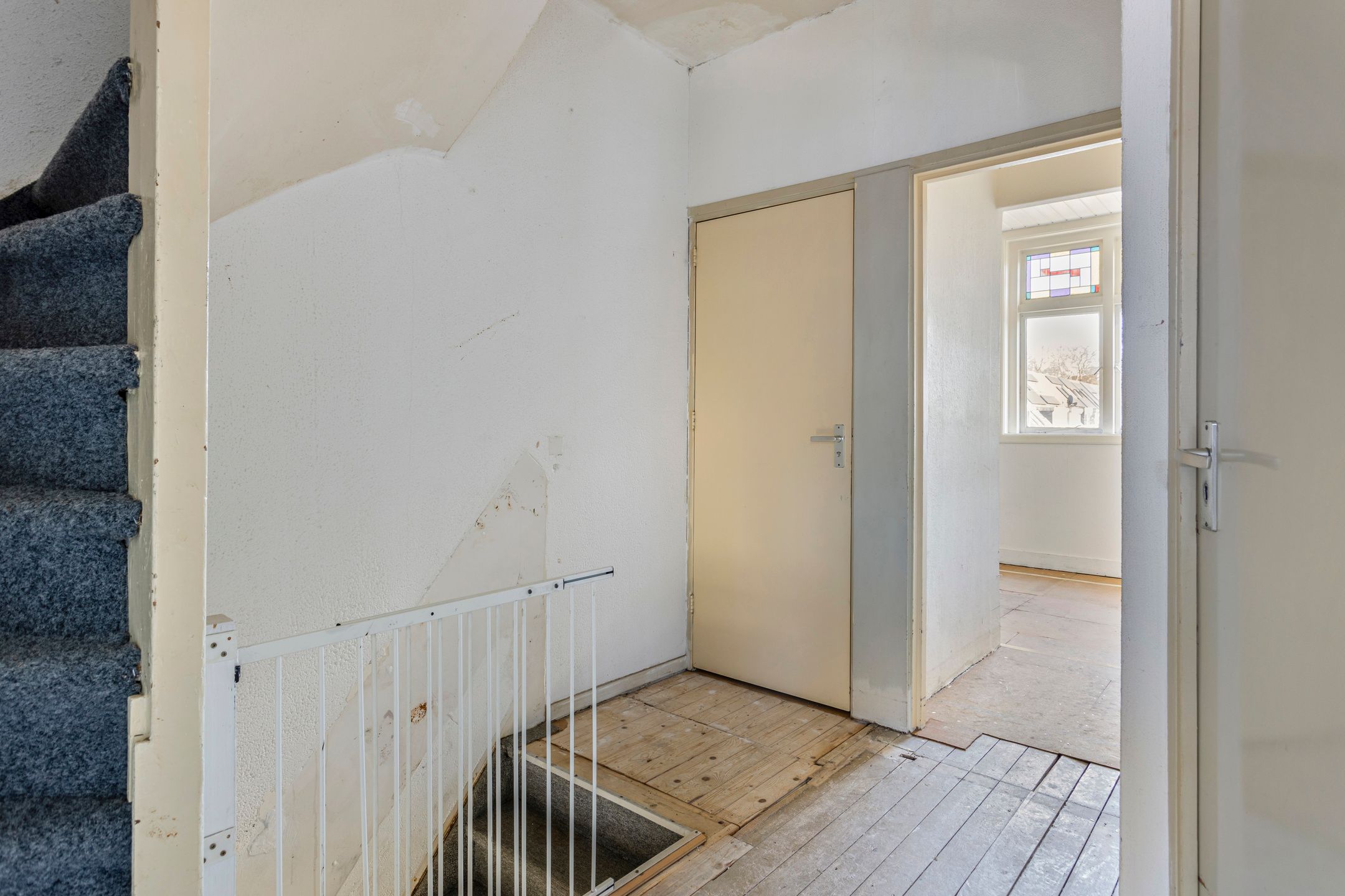 Photo 9 of Riouwstraat 68