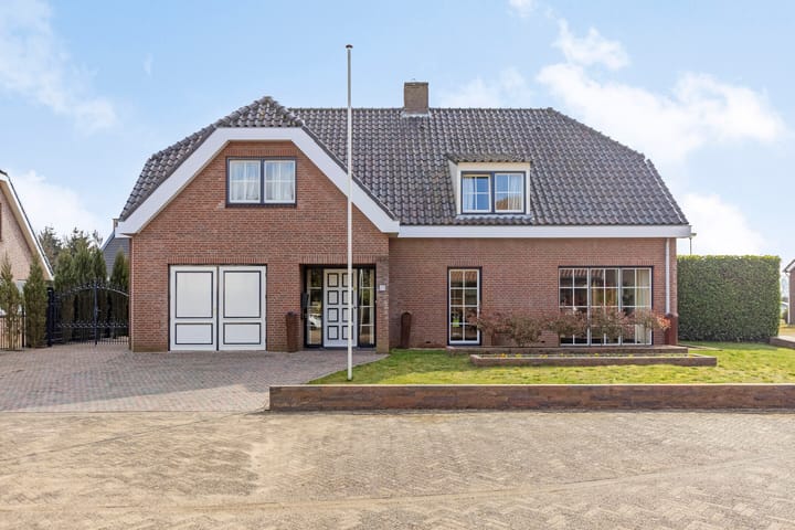 Photo 4 of Thoorderstraat 17